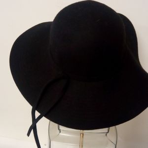 David and Young Black Wool Floppy Brim Hat
